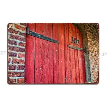 Senos raudonos durys Metalinės plokštelės dizaineris Kino teatras Garažo siena Freska Vakarėlis Alavo ženklo plakatas