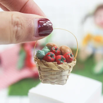 1vnt 1/12 Lėlių namelis Miniatiūriniai priedai Mini nešiojami daržovių krepšelio modelis Imitacija Maisto žaislai lėlių namų dekoravimui