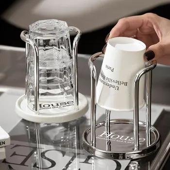 Keraminio stiklo laikiklis Lengvas prabangus galvanizavimo procesas drėgmei atsparus pelėsių puodelių laikymo lentynos Vienkartinių puodelių laikiklis