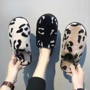 Moterų poros namų medvilninės šlepetės 2024 m. žiema Nauja mados karvė Korėjietiškas leidimas Pliušinės komfortiškos šlepetės Vyriški šilti laisvalaikio batai