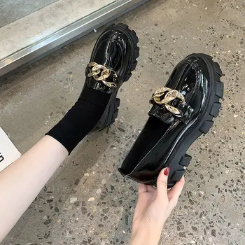 Nauji moteriški batai Britų stilius Mary Jane Lolita batai Metalinė grandinė Platforma Odiniai vienviečiai batai Fashion Ladies Avalynė