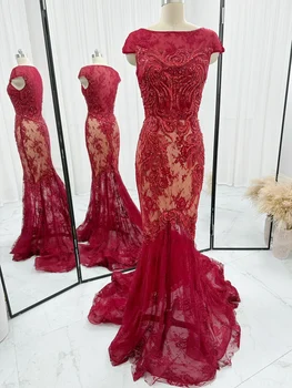 Puošni raudona undinėlės vakarinė suknelė su vyno taurės dizainu vestuvėms M1133