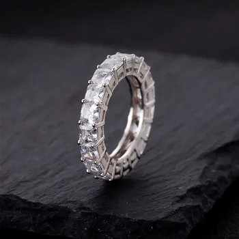 S925 Sidabriniai kvadratiniai žiedai Moterys Vintage 4mm Row Diamond Ring Female Shiny 5A Zircon Advanced Design Luxury Jewelry Girl Holiday