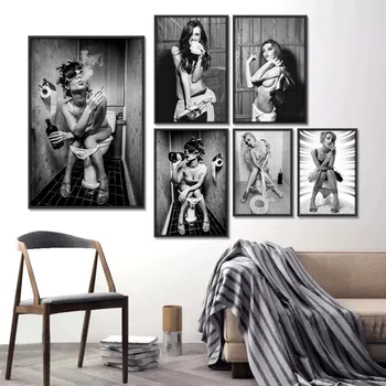 Seksuali mergina sėdi tualete Drobė Meno plakatai ir atspaudai Nespalvota Šiaurės šalių drobės tapyba Sienų meno paveikslų namų dekoras