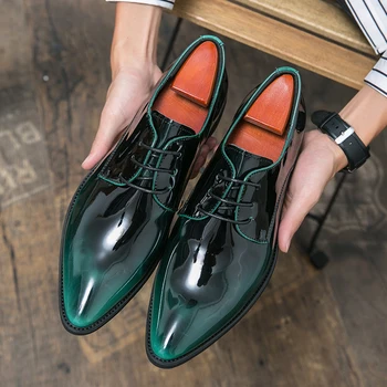 Vyrų veidrodinis veidas Oksfordo batai Prabangūs dizainerio oficialūs batai Lakuota oda Smailūs batai Suvarstomi verslo suknelė Žalia mocasines