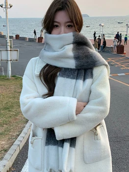 Winter New Mohair Handiwork Knot Tosel Color Blocking Retro Fashion Temperament Women Scarf Thickened Warm Collar Long Shawl